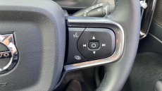 Volvo XC40 2.0 B3P Ultra Dark 5dr Auto Petrol Estate
